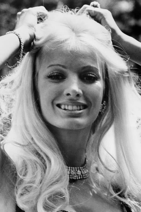 Julie Crosthwaite profile