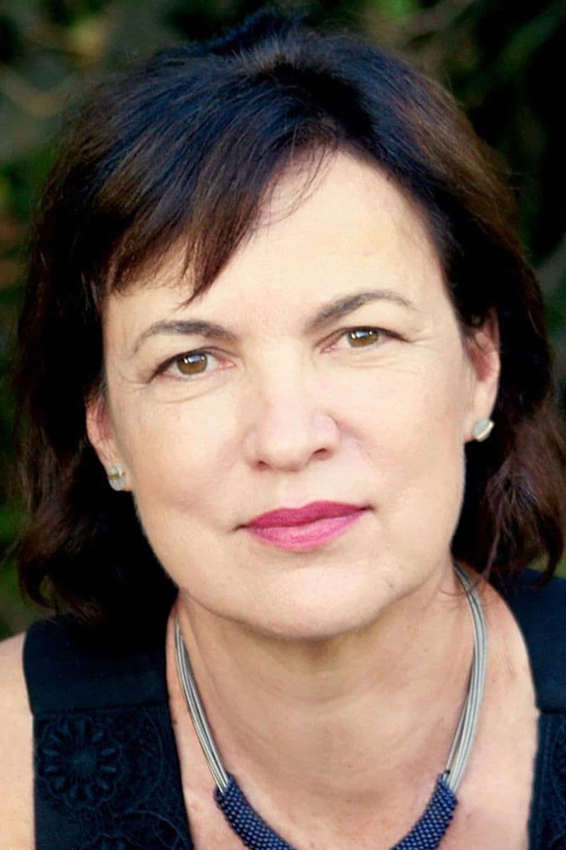 Laura Harrington profile