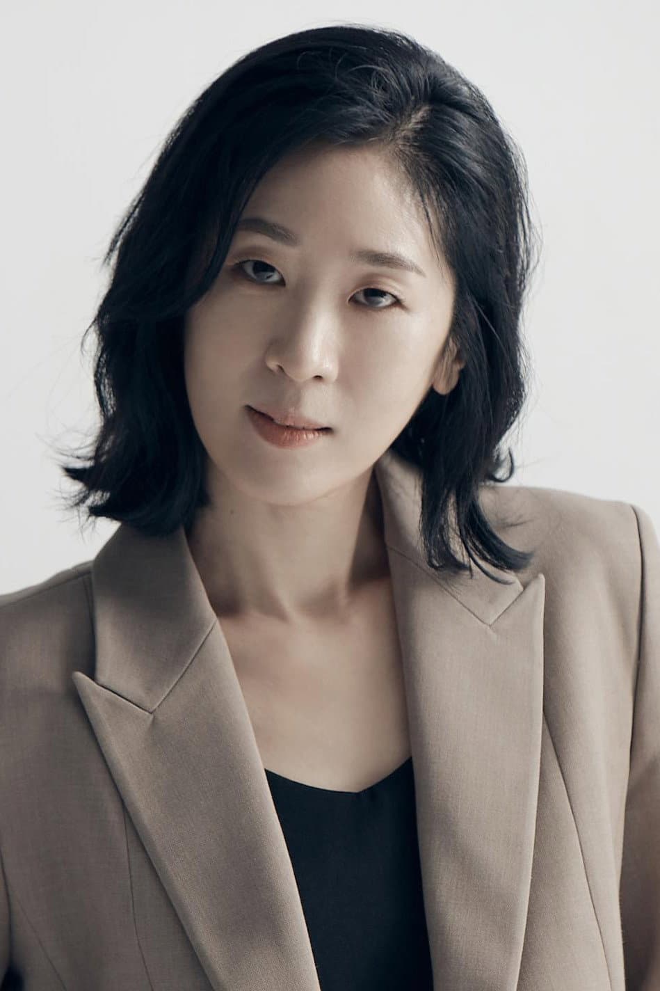 Baek Ji-won profile