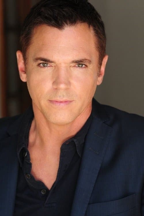Nicholas Lea profile