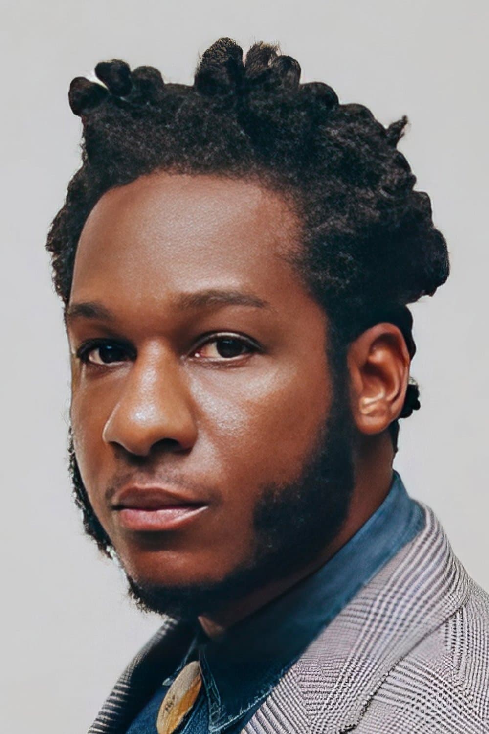 Leon Bridges profile