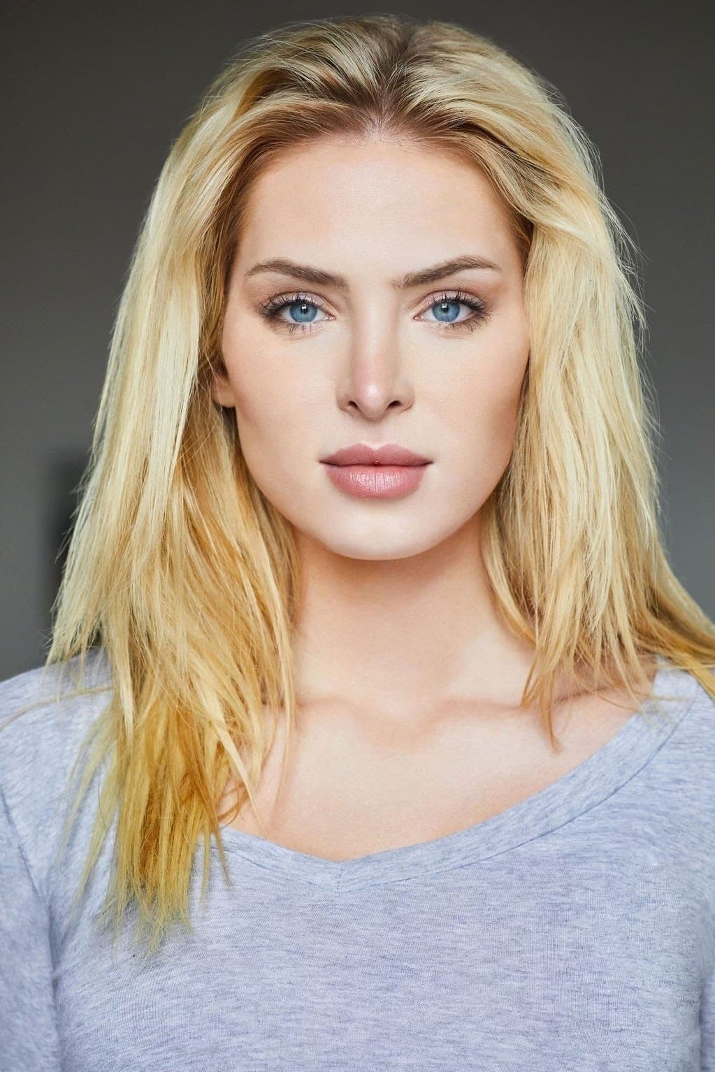 Saxon Sharbino profile