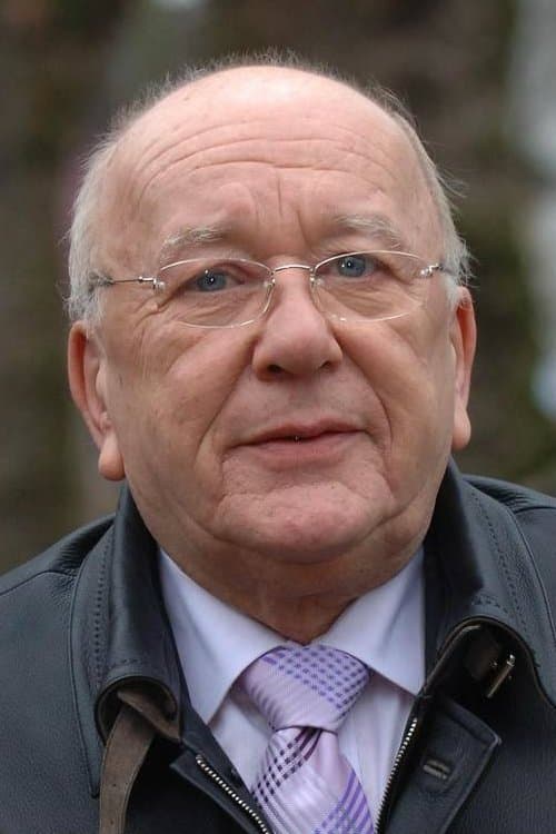 Roy Barraclough profile
