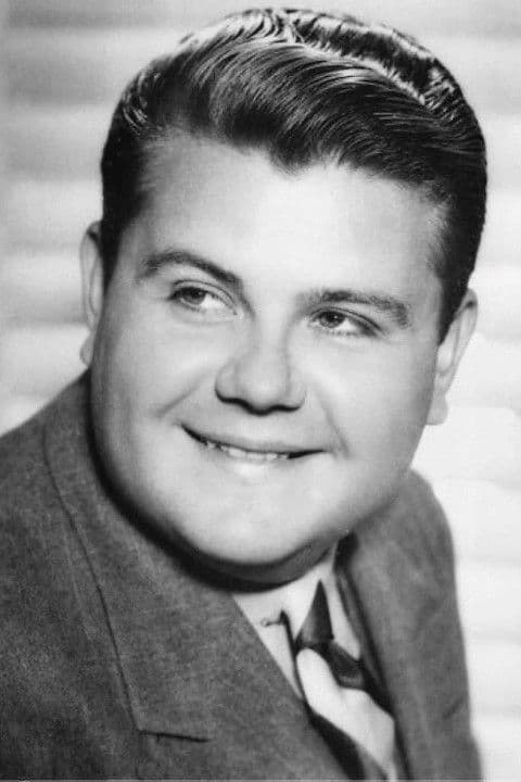 Maynard Holmes profile