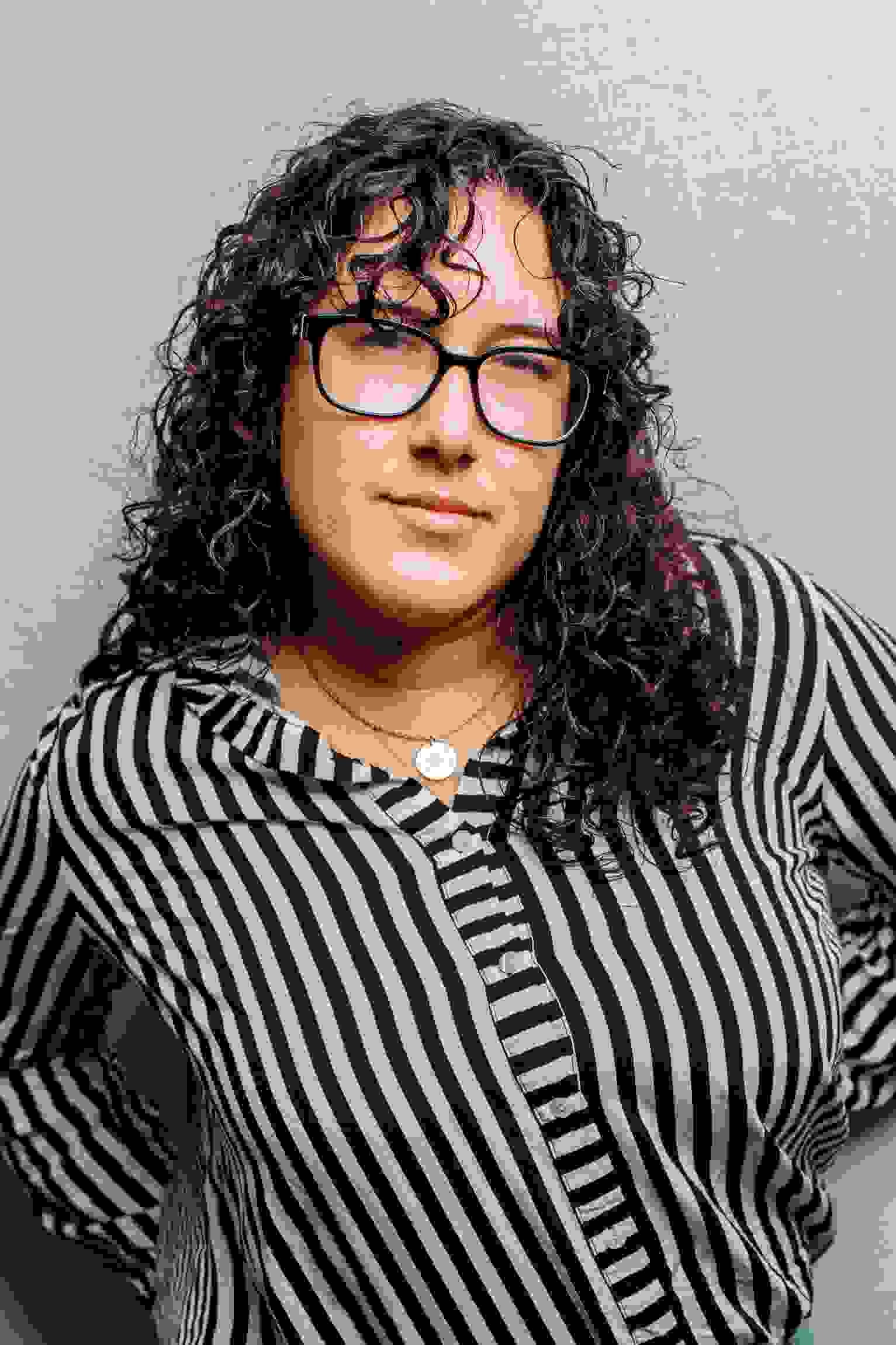 Mia Myra Hamilton profile