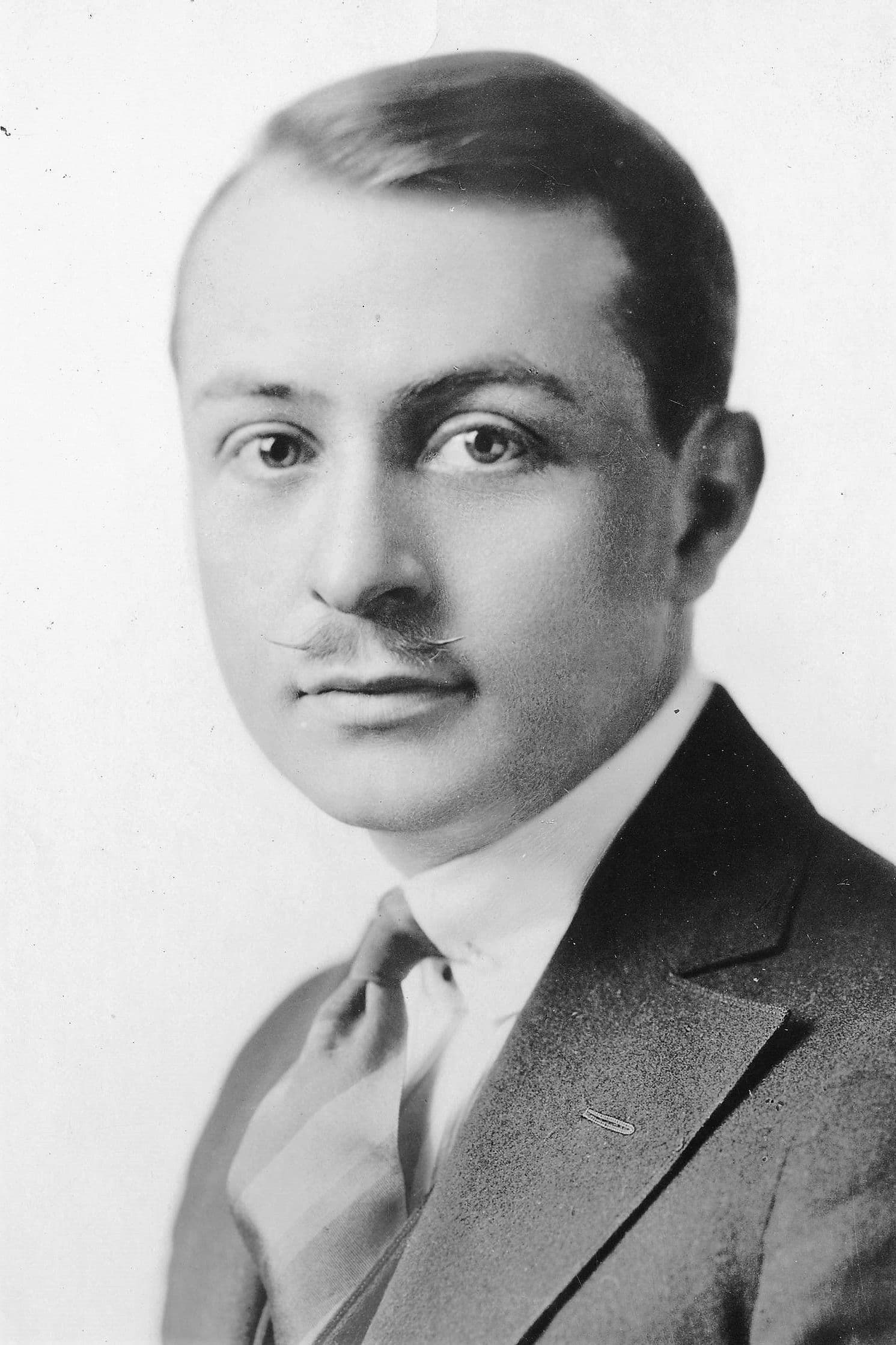 Ernest Truex profile