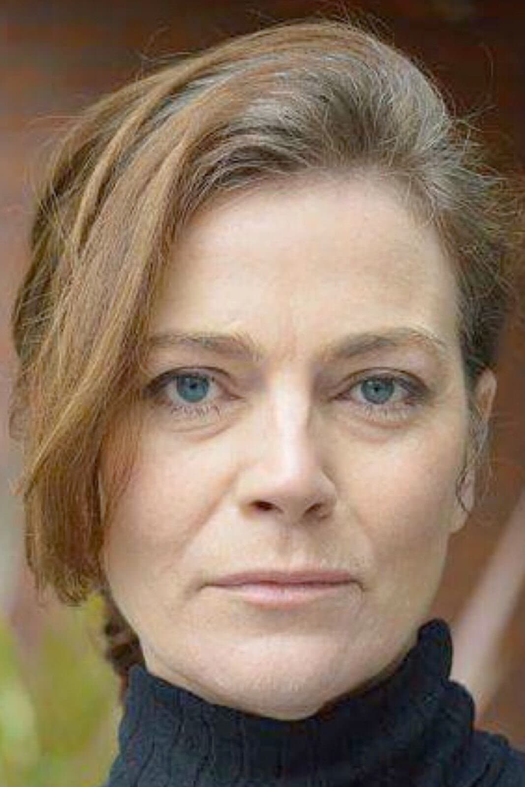 Maggie Hayes profile