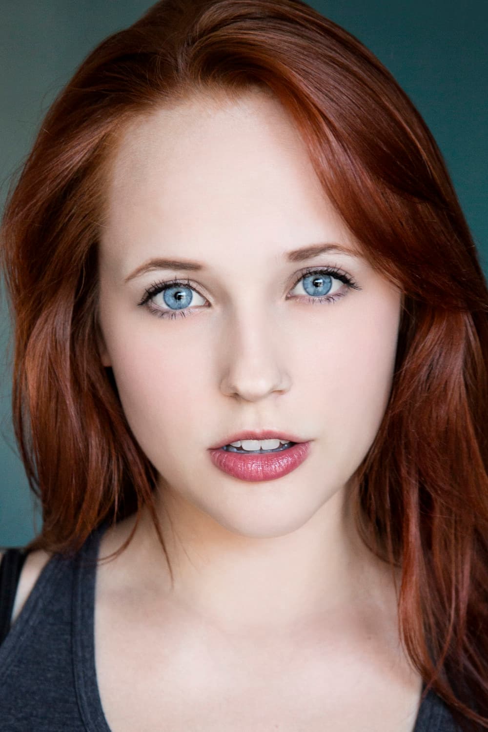 Nicole Elliott profile