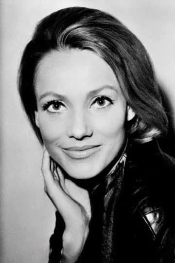 Suzanne Roquette profile