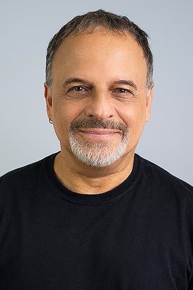 Marcos Breda profile