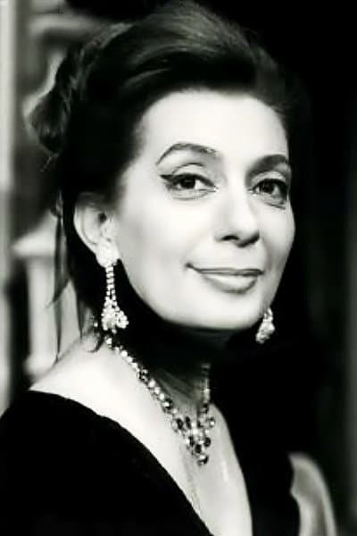 Eleni Hatziargyri profile