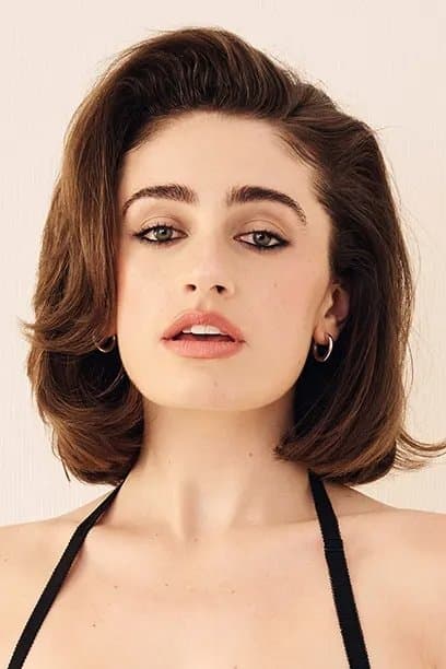 Rachel Sennott profile