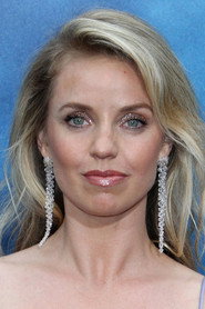Kelli Garner