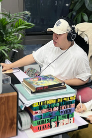 Tinghe Li