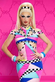 Max Drag Queen