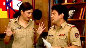 Raj Troubles Chandramukhi Again