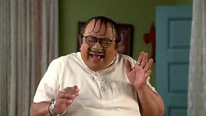 Resham Pal gets robbed! - Happu Ki Ultan Paltan
