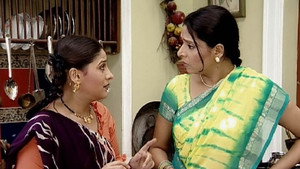 Praveena Taunts Meenakshi