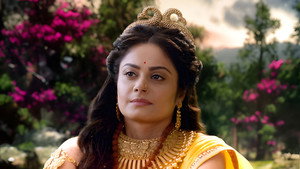 Kadru Warns Her Son