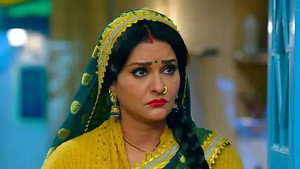 Shanti Leaves the House