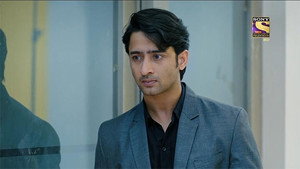 Ayan Blackmails Dev