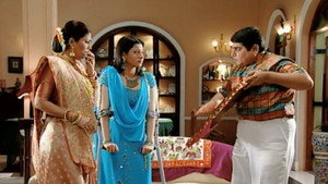 Gattu Brings a Gift