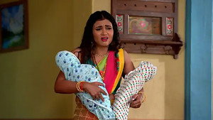 A sting operation of Happu’s family - Happu Ki Ultan Paltan