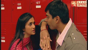 Tiff Between Armaan and Riddhima