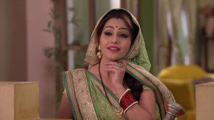 Anita Invites Pralay Jhangirabadi At Her House