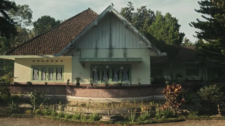 Scene 4