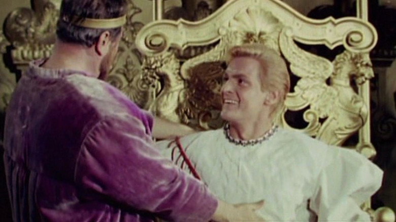Scene 4