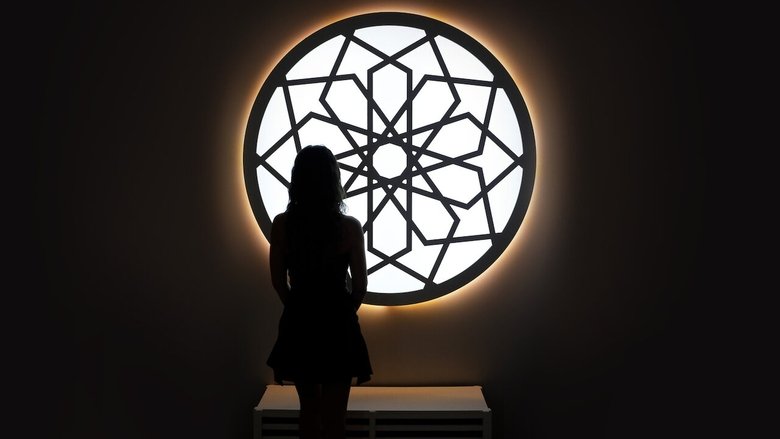 Love Is Blind, Habibi backdrop