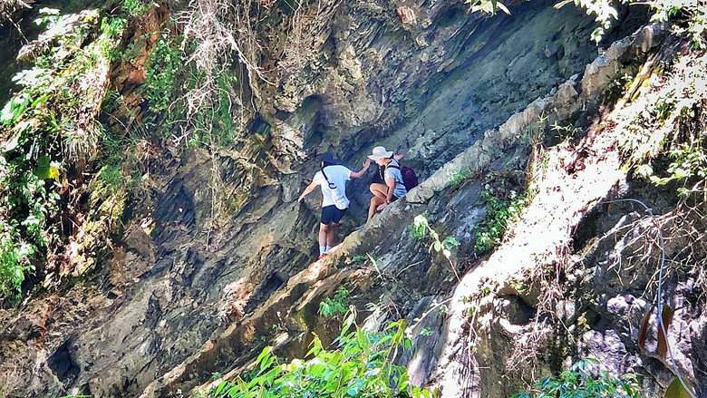 Scene 3