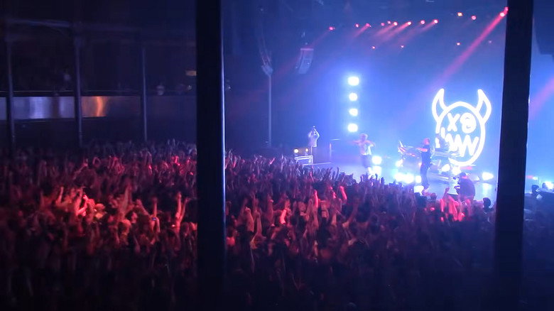 THE TOUR VLOG | JVB HYPERYOUTH backdrop