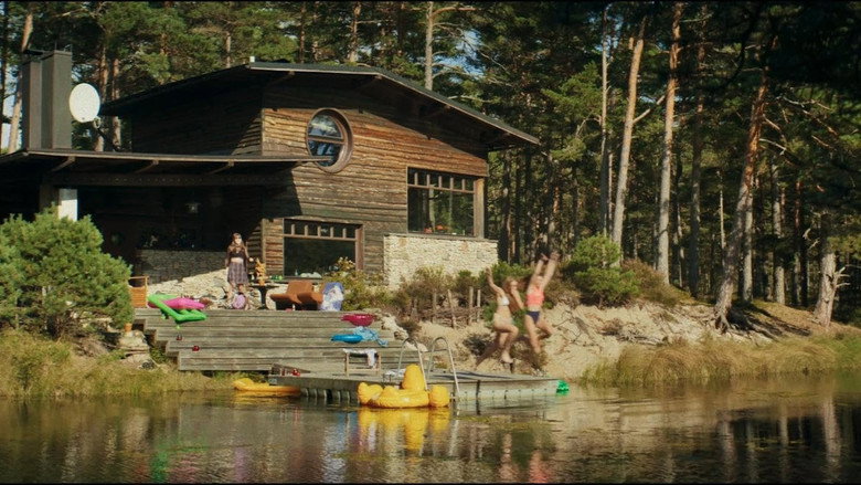 Scene 4