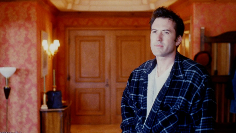Scene 4