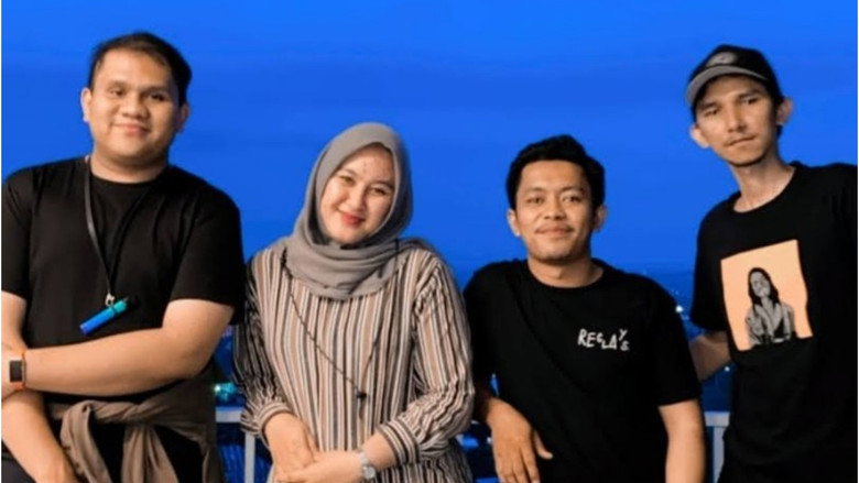 Scene 2