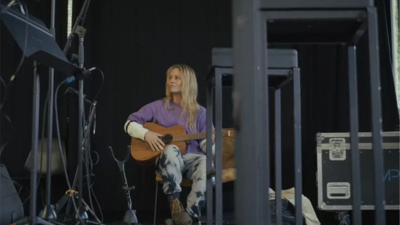Scene 3