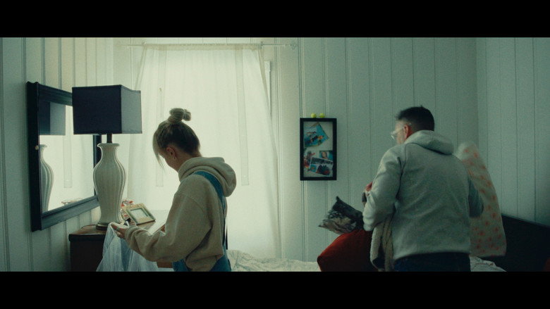 Scene 4