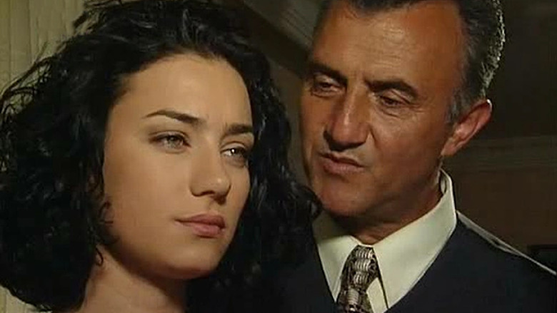Kara Melek backdrop