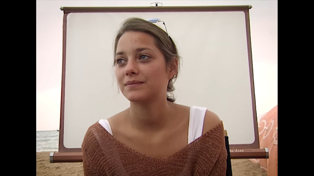 Marion Cotillard without veil - interview