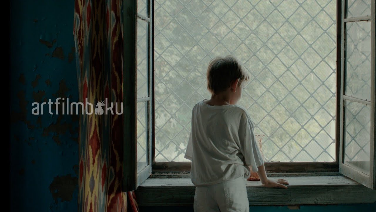 "Əqrəb Mövsümü" serialı / İntro