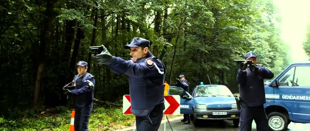 The Prey / La Proie (2011) - Trailer English