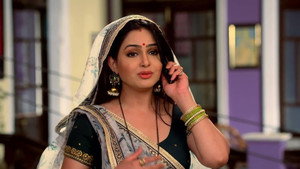 Vibhuti's Laughter Troubles Anita