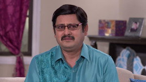 Anita Decides to Teach Math to Laddoo