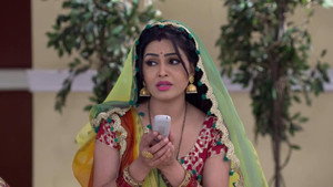 Manmohan and Angoori's Romance Enrages Vibhuti